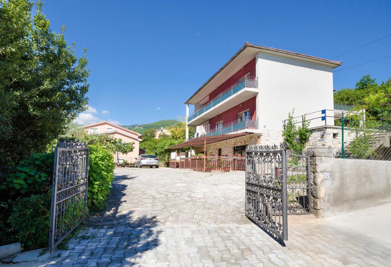 Apartments Mladen Jelica Ičići Exterior foto